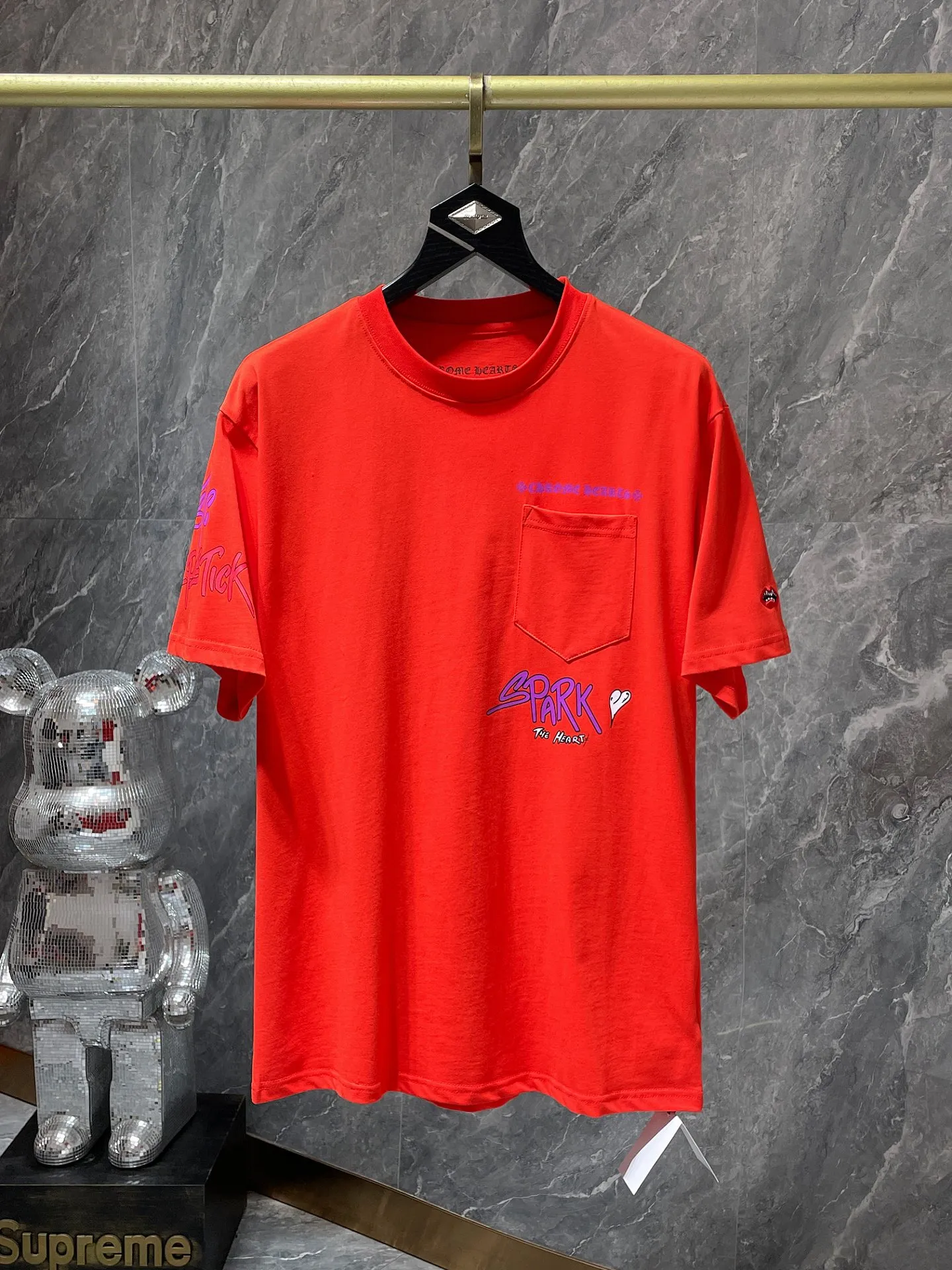 P130 ✨New arrival✨ Chrome Hearts 25ss High-weight, environmentally friendly and high-quality top-quality fabric Chrome Mattyboy graffiti flame love short-sleeved counter synchronization 1:1 replica version Recommended color: customized red Size: S, M, L, XL